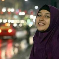 gadis-cantik-ini-beasiswanya-diputus-tanpa-alasan-karena-menjadi-mualaf