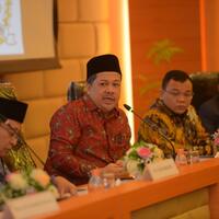 fahri-ungkap-3-faktor-penyamaran-kemiskinan