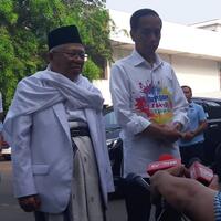 tak-ada-sentuhan-kaesang-di-kemeja-trendi-jokowi