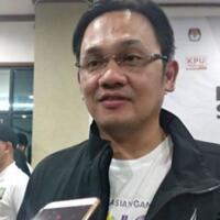 farhat-abbas-siapa-saja-merendahkan-dan-menghina-pemerintah-berhadapan-dengan-jubir