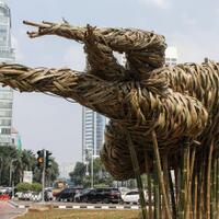 seni-bambu-proyek-anies-tenggelam-oleh-monumen-selamat-datang