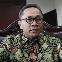 zulhas-ajak-elite-politik-mencontoh-soekarno-dan-hamka