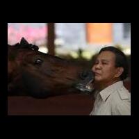 prabowo-lebih-suka-kuda-dibanding-sepeda-motor-ini-buktinya