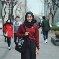 gaya-hijab-si-manis-defia-peraih-medali-emas-pertama-indonesia-di-asian-games-2018