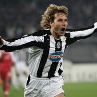 mengingat-gol-spektakuler-nedved-ke-gawang-madrid