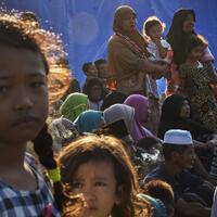 warga-mataram-dilanda-cemas-pascagempa-7-sr