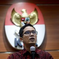 lagi-dua-anggota-dprd-sumut-ditahan-kpk