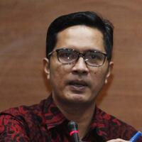 kpk-minta-romy-kooperatif