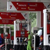 udah-tau-blom-alasan-kenapa-mesin-mobil-atau-motor-harus-dimatiin-saat-isi-bensin