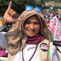ustadzah-peduli-negeri-polisi-telah-berbuat-zalim-ke-neno-warisman