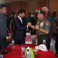 hore-jawab-tuntutan-rakyat-ketum-pssi--milla-tetap-bersama-kita