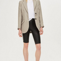 topshop-pasang-foto-model-pakai-celana-ketat-netizen-kesal