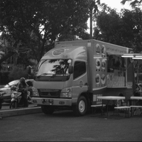 warung-ngumpul-penggemar-kamera-analog---part-5