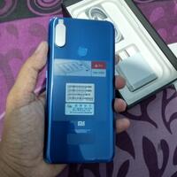 official-lounge-xiaomi-mi-8