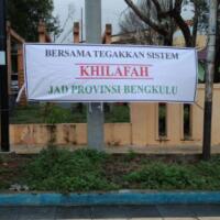 spanduk-ajakan-tegakkan-khilafah-terpasang-di-kawasan-strategis-kota-bengkulu
