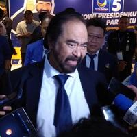 surya-paloh-apresiasi-politikus-yang-berpaling-ke-jokowi