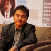 roy-suryo-baru-mengembalikan-barang-rp500-juta