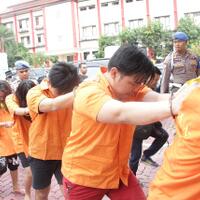 polisi-gagalkan-keberangkatan-16-tki-ilegal-ke-malaysia