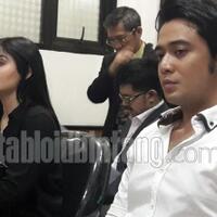 move-on-dari-hilda-vitria-kriss-hatta-peletnya-sudah-tak-mempan