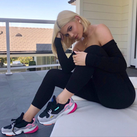 sepatu-adidas-yang-dipakai-kylie-jenner-dijual-umum-berapa-harganya