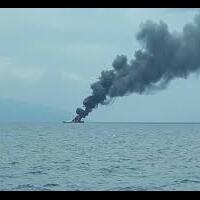 kapal-perang-kri-rencong-622-terbakar-habis--tenggelam-di-sorong