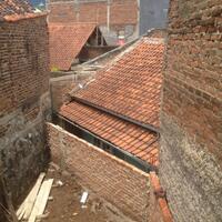 fakta-fakta-rumah-pak-eko-yang-diblokade-tembok-tetangga