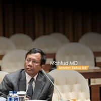 jawaban-telak-mahfud-md-tanggapi-debat-capres-pakai-bahasa-inggris