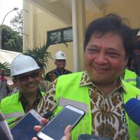 ketum-golkar-anggap-lucu-kalau-debat-pakai-bahasa-inggris