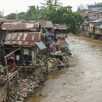normalisasi-sungai-ciliwung-baru-tercapai-16-km