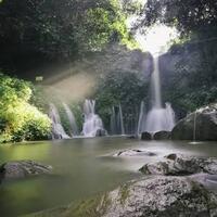 coban-sewu---tumpak-sewu-salah-satu-air-terjun-terpopuler-di-indonesia