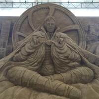 karakter-marvel-dari-pasir-di-sentosa-sandsation-singapore