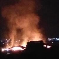 pabrik-kardus-di-gresik-terbakar-asap-hitam-terlihat-hingga-1-km