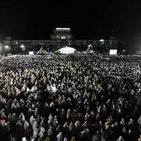 ustadz-abdul-somad-senang-bisa-merajut-kebhinekaan-di-tnah-papuawrga-asing-lkukan-ni
