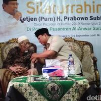 disowani-prabowo-mbah-moen-saya-gembira-beliau-mau-jadi-capres