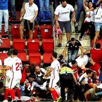 brutal-di-la-liga-spanyol-8-suporter-sevilla-terluka