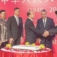 politikketua-fraksi-hanura-sebut-prabowo-dipinang-komunis-cina
