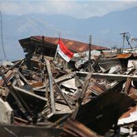 update--korban-meninggal-gempa-dan-tsunami-palu-capai-925-jiwa-799-luka-luka