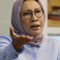ratna-sarumpaet-akui-ke-dokter-bedah-plastik-bukan-dianiaya