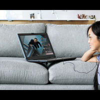 bahaya-keseringan-nonton-film-di-laptop