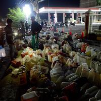 tni-jaga-8-spbu-di-palu