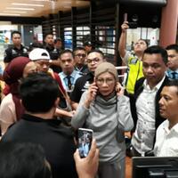 ratna-sarumpaet-ditahan-imigrasi-bandara-soekarno-hatta