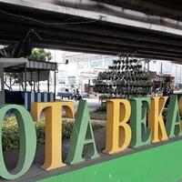 6771-keluarga-bekasi-sering-bab-sembarangan-diantaranya-untuk-pakan-lele