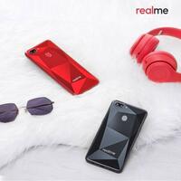 gradasi-warna-belakang-realme-2-bikin-gaya-lo-makin-keren