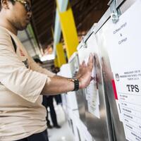 pengaruh-besar-buzzer-politik-menentukan-arah-pilihan-masyarakat