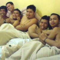 selvi-kitty-rutin-berlatih-prenatal-yoga-supaya-melahirkan-normal