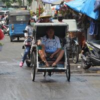 layanan-transportasi-umum-di-dki-bak-main-catur