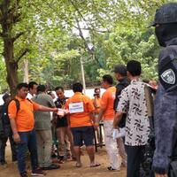 mencari-jejak-peluru-nyasar