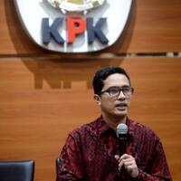 saksi-kembalikan-uang-suap-kasus-bupati-cirebon