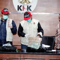 kronologi-penangkapan-bupati-cirebon
