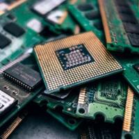 ribuan-warga-swedia-tanam-cip-di-tubuh-apa-gunanya